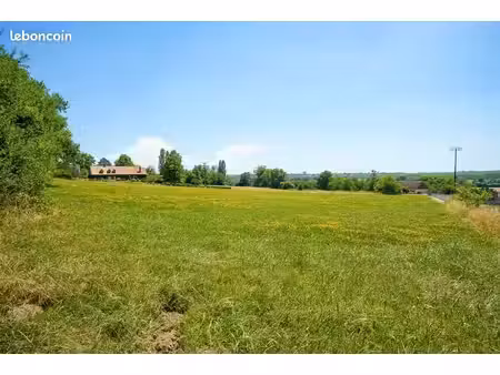 terrain 7061 m² tournus