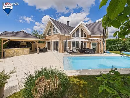 maison 4 pièces 133 m²