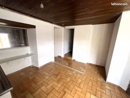 local commercial ou professionnel - 48m² - centre ville lannemezan