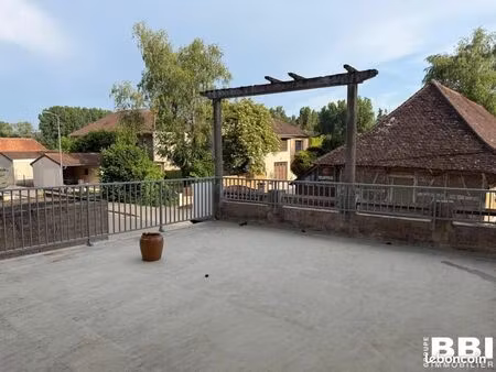 appartement 6 pièces 197 m²