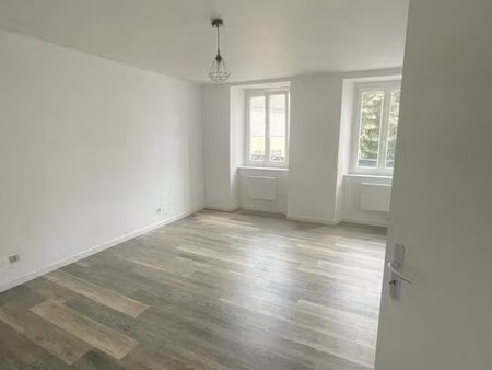 2 pièces à louer