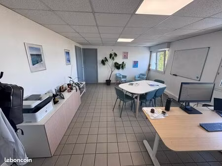 loue bureau seul ou ensemble