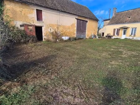 vend ferme et habitation à rénover