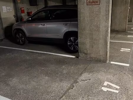 place de parking souterrain