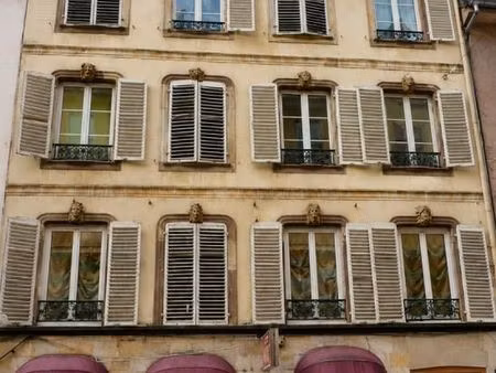 local commercial 71 m²