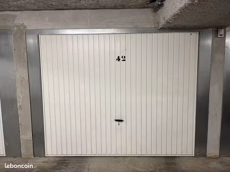 garage / box fermé 15 m² à vétraz-monthoux
