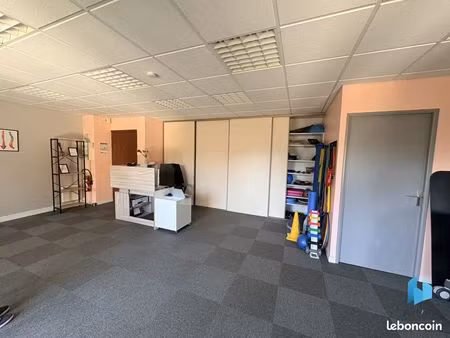 bureaux 61 m² le mans