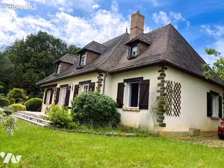 maison 6 pièces 140 m²