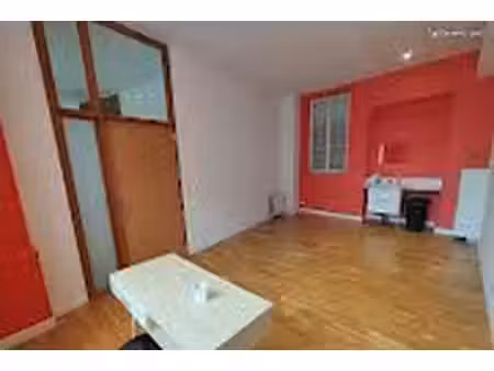 location bureau/ salle professionnelle
