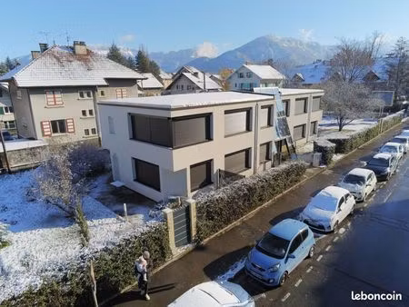 studio annecy - libre d'occupation - lcd possible