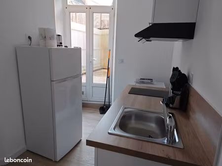 appert centre ville - 35m2 - entierement rénové et équipe