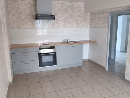 location appartement saint cosme en vairais