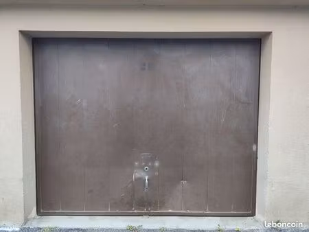 garage 15.7m²