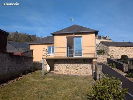 location : maison lumineuse avec vue exceptionnelle – alpes mancelles – disponible immédia