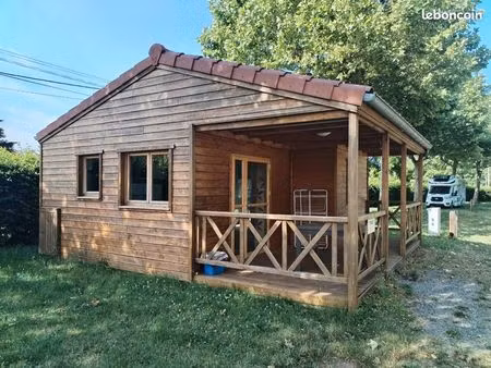 urgent recherchons terrain.plaine. monthion grignonnon