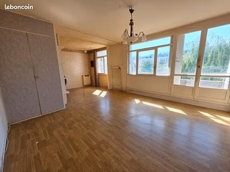 f4 81m² avec travaux