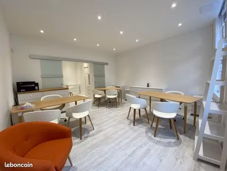 a vendre 2 locaux commerciaux cours carnot
