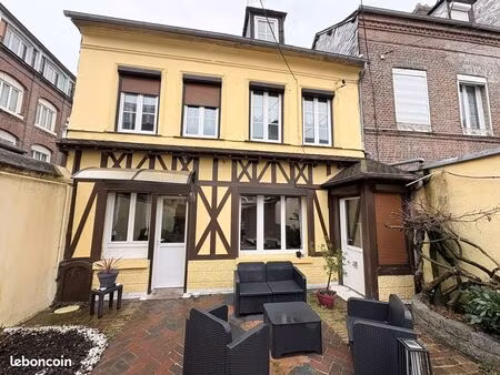 maison 5 pièces 64 m²
