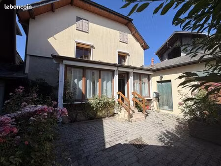 maison 4 pièces 111 m²