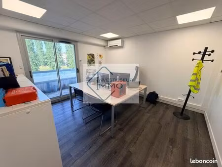 immeuble 561 m² melun