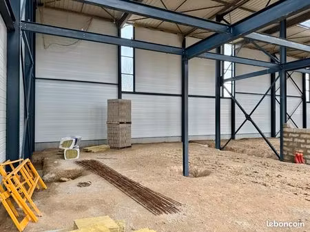 local d'activite 220 m² longperrier