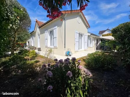 maison 6 pièces 140 m²
