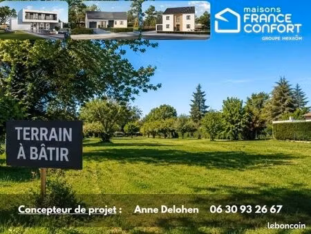 terrain 752 m² maison rouge