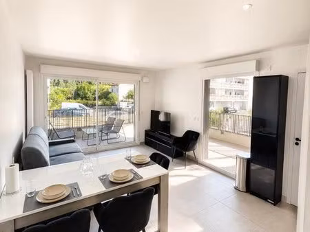 ensemble immobilier récent | studio + t2 | frontière genève