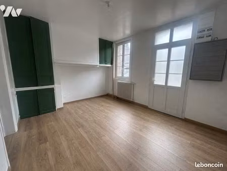 maison 2 pièces 65 m²