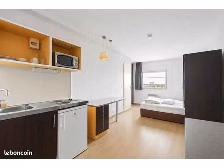 studio 1 pièce 19 m²