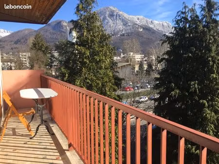 5 mn du lac-secteur albigny- appartement t3 traversant