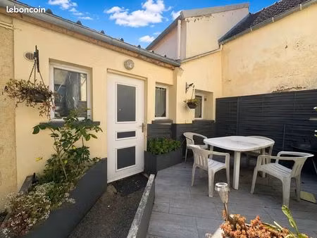 appartement 3 pièces 43 m²