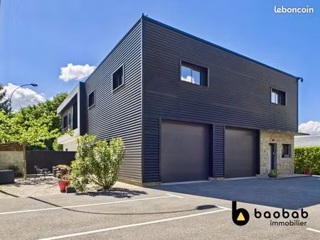 local 440 m² challes-les-eaux