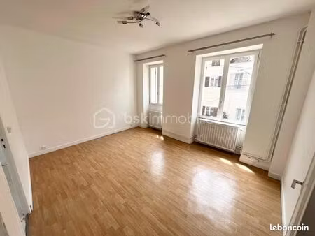appartement 3 pièces 48 m²