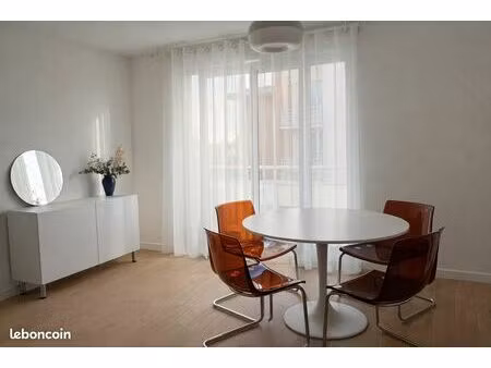 t2 meublé 44 m² avec balcon et parking – élancourt (la clef)