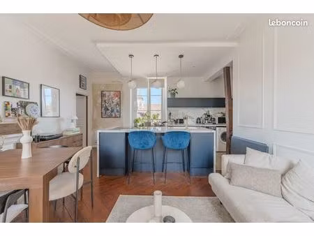 appartement 55 m2 - lumière traversante hyper centre