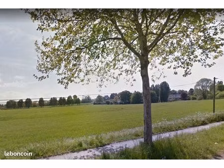 terrain 1 100 m² mere