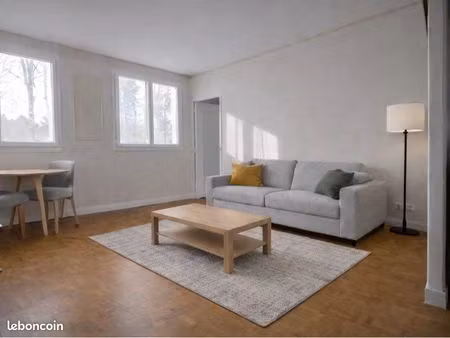 appartement rénové de 71 m² – 4 pièces – 3 chambres