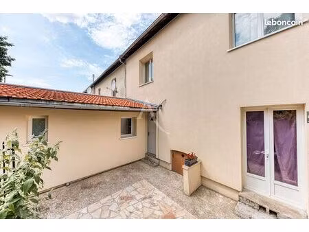 maison de ville 4 pièces 69 m²
