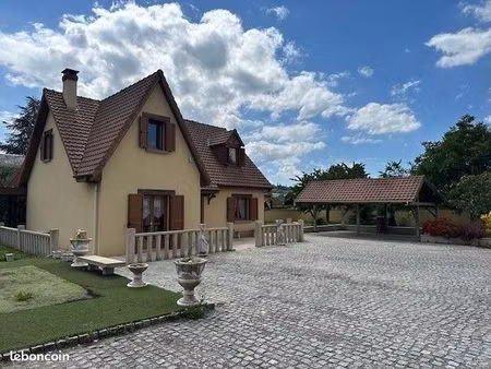 maison 6 pièces 138 m²