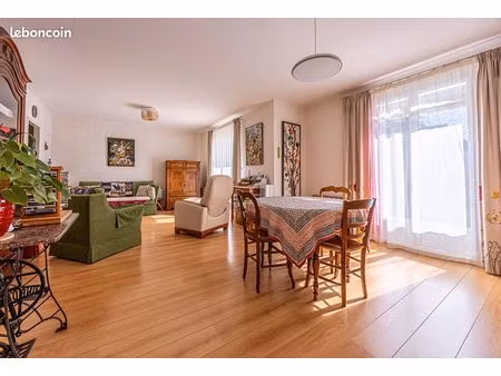 maison 5 pièces 81 m²