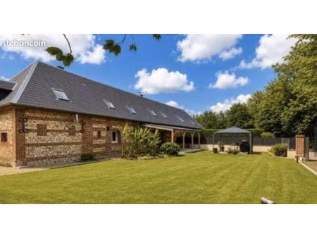 propriété 6 pièces 184 m²