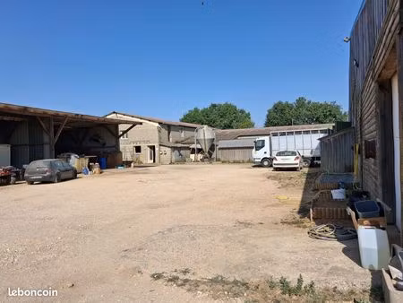 exploitation agricole ou stockage