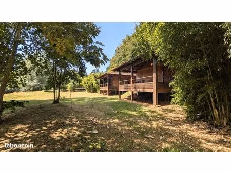 chalet 27 pièces 315 m²