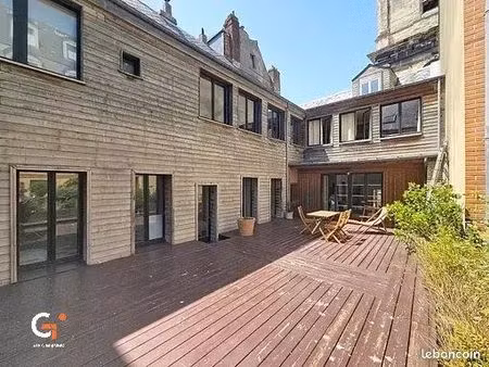 maison de ville 9 pièces 283 m²