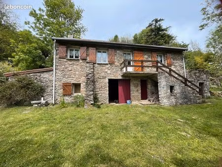 maison en pierre à vendre