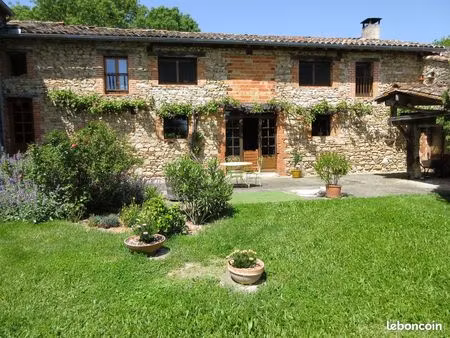 belle propriété rustique et atypique