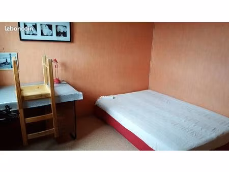 superbe chambre meublée étudiante