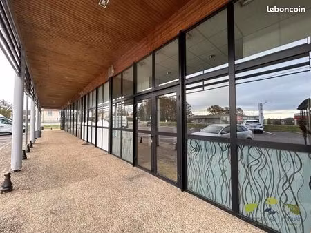 commerce 72 m²