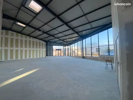 local 280 m² le vigen
